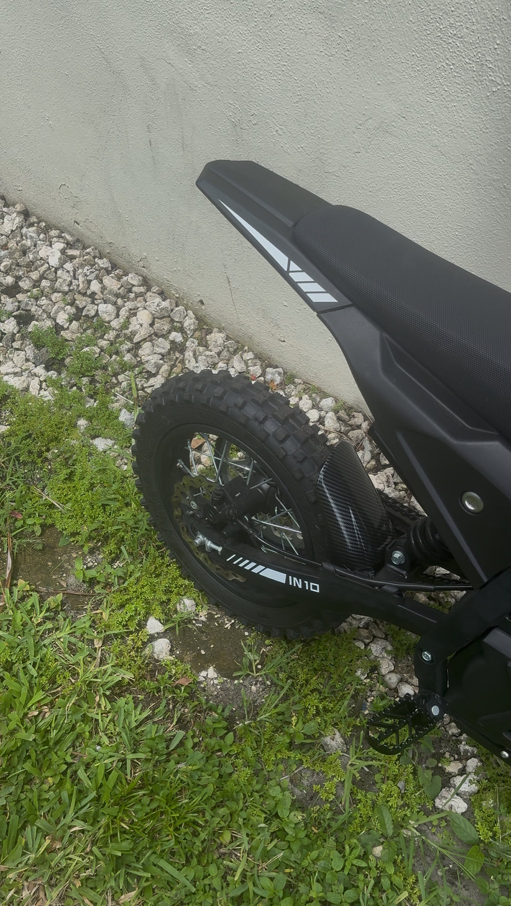 Carbon fiber style mudguard
